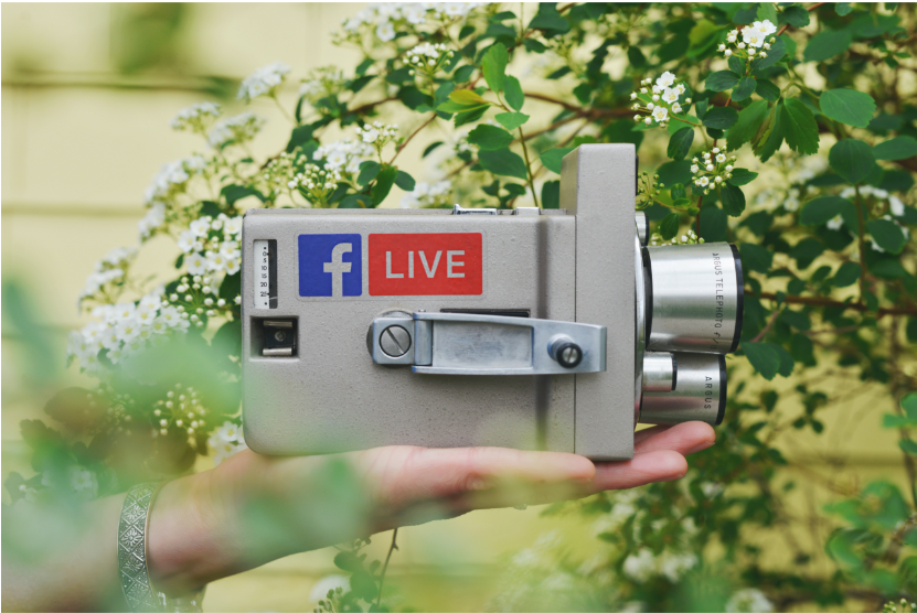 caméra permettant la prise d'un live dans le cadre de la communication sur les réseaux sociaux