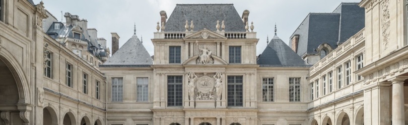 Lieux prestigieux du patrimoine parisien - Hôtel de la marine, Bourse du commerce, Carnavalet et hôtel Gaillard. 4 visites avec Anne-Cecile Veron