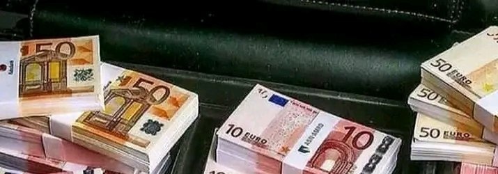 valise magique en euro € +229 5555 9609
